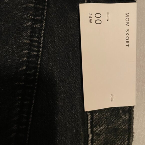NEW! American Eagle Size 00 MOM Skort, Black Denim Mini Skirt - Picture 5 of 9